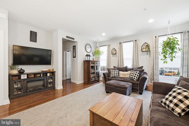 108 ARLINGTON LN, Telford, PA 18969