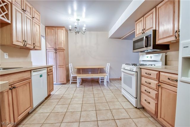 962 E 348th Street, Eastlake, OH 44095