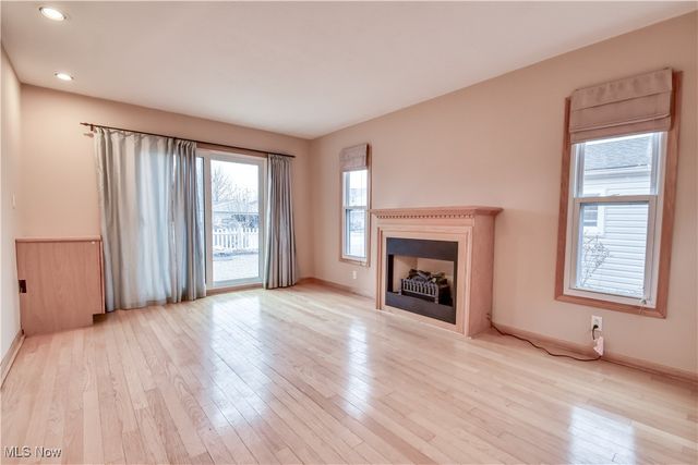 962 E 348th Street, Eastlake, OH 44095