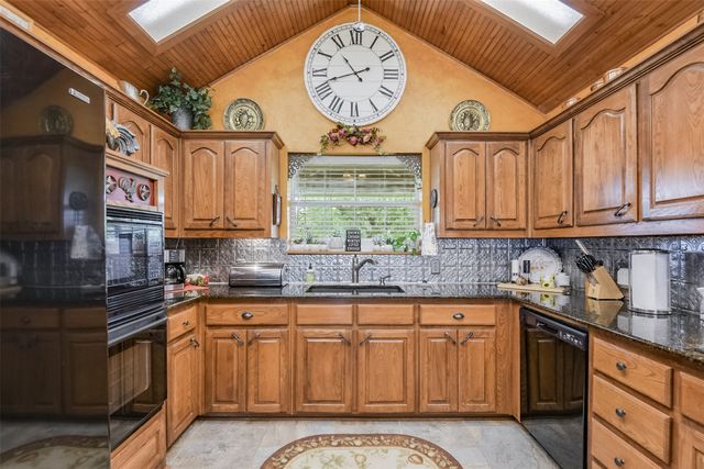 971 Bells Chapel Road, Waxahachie, TX 75165