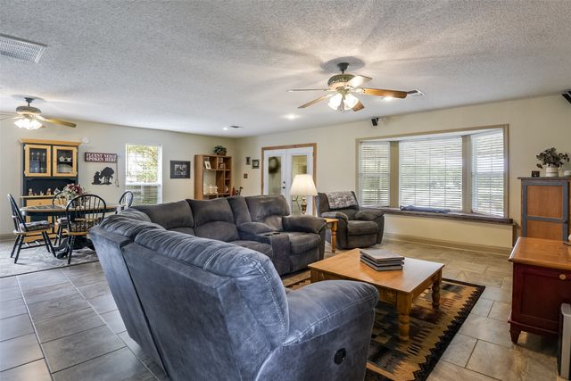 971 Bells Chapel Road, Waxahachie, TX 75165