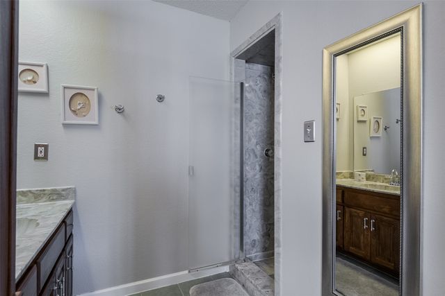 971 Bells Chapel Road, Waxahachie, TX 75165