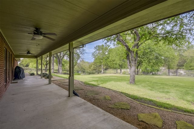 971 Bells Chapel Road, Waxahachie, TX 75165