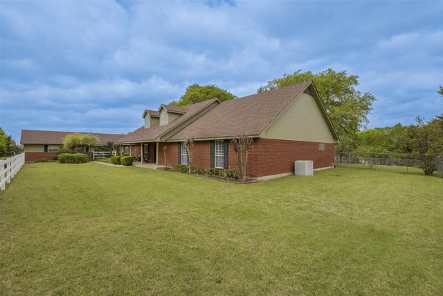 971 Bells Chapel Road, Waxahachie, TX 75165