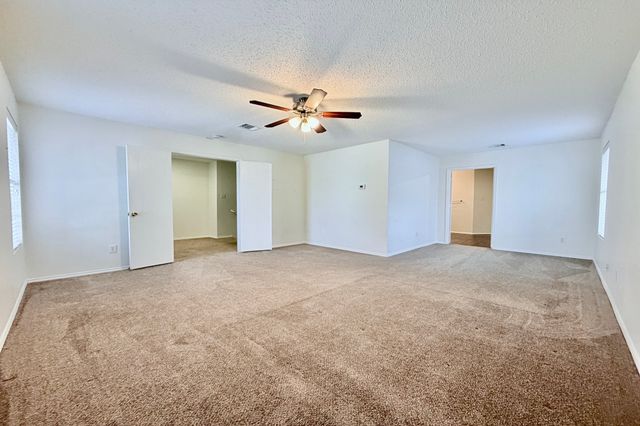 7909 Mosstree Drive, Arlington, TX 76001
