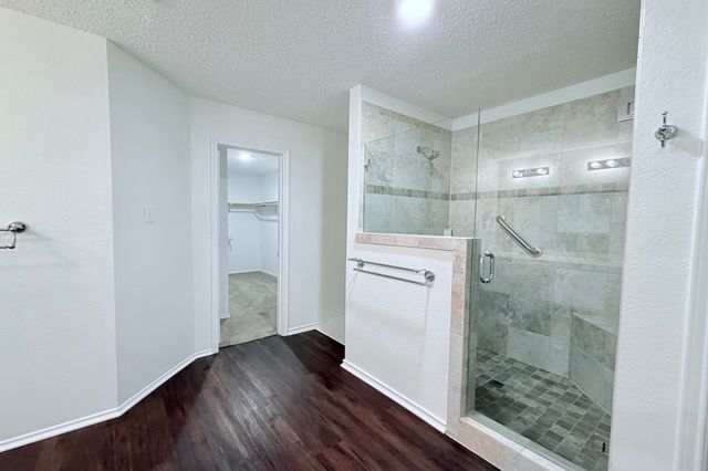7909 Mosstree Drive, Arlington, TX 76001
