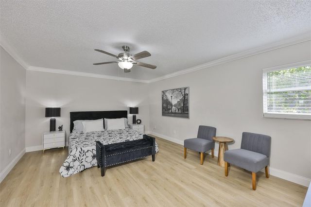 6503 MANILA PALM WAY, Apollo Beach, FL 33572