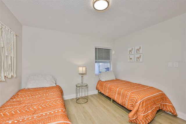 6503 MANILA PALM WAY, Apollo Beach, FL 33572