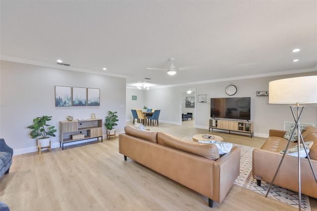 6503 MANILA PALM WAY, Apollo Beach, FL 33572