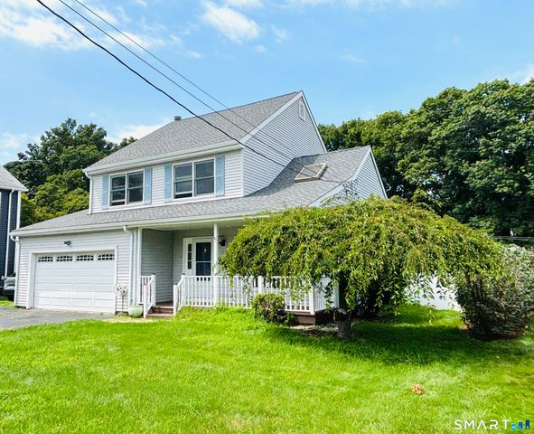 175 Meadows End Road, Milford, CT 06460