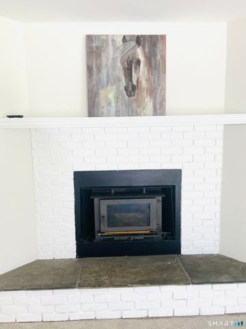 175 Meadows End Road, Milford, CT 06460
