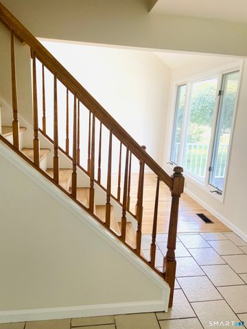 175 Meadows End Road, Milford, CT 06460