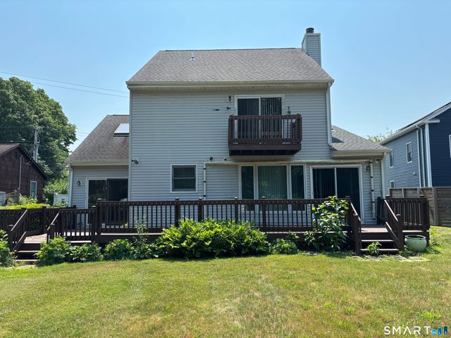 175 Meadows End Road, Milford, CT 06460