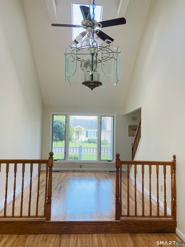175 Meadows End Road, Milford, CT 06460