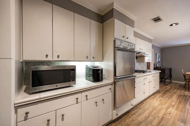 1005 Loyola Dr Drive, Little Rock, AR 72211