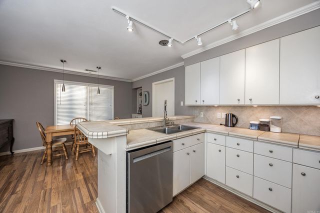 1005 Loyola Dr Drive, Little Rock, AR 72211