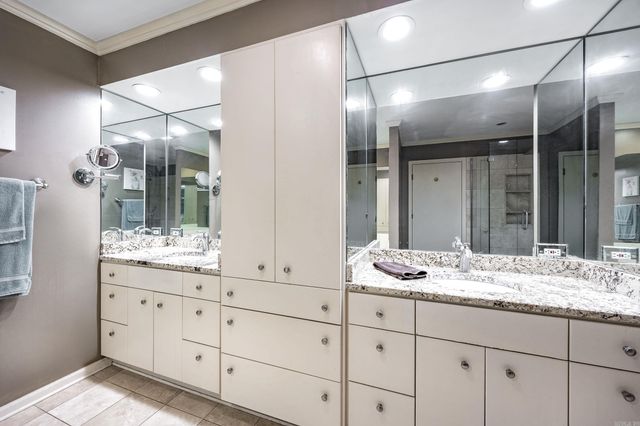 1005 Loyola Dr Drive, Little Rock, AR 72211