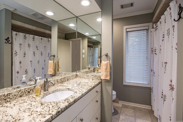 1005 Loyola Dr Drive, Little Rock, AR 72211