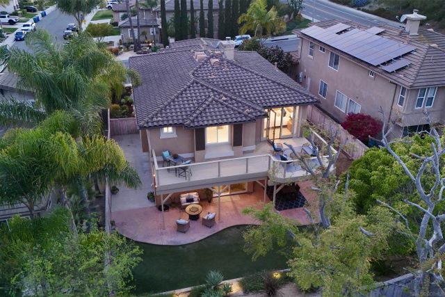 6104 Paseo Valiente, Carlsbad, CA 92009