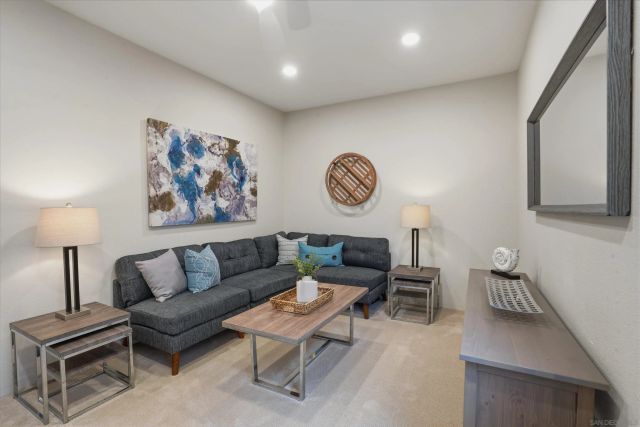 6104 Paseo Valiente, Carlsbad, CA 92009