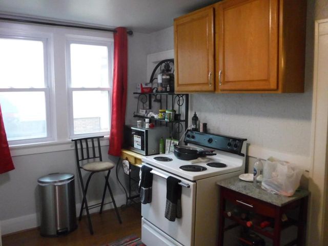 909 S 21st STREET, Manitowoc, WI 54220