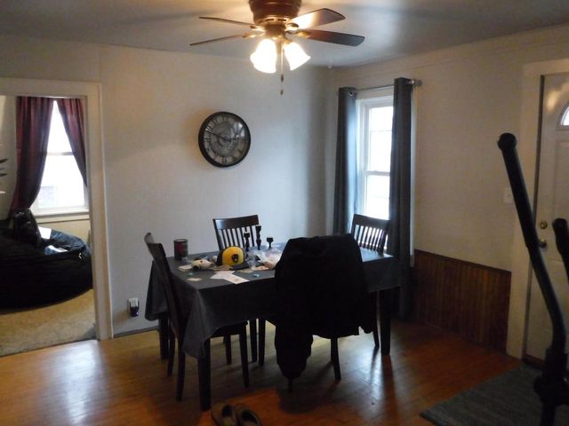 909 S 21st STREET, Manitowoc, WI 54220