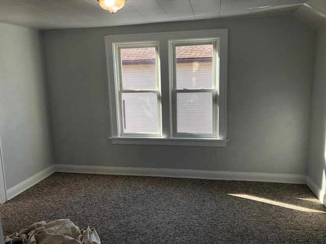 909 S 21st STREET, Manitowoc, WI 54220