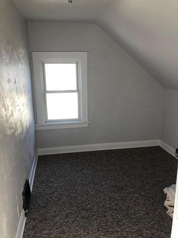 909 S 21st STREET, Manitowoc, WI 54220