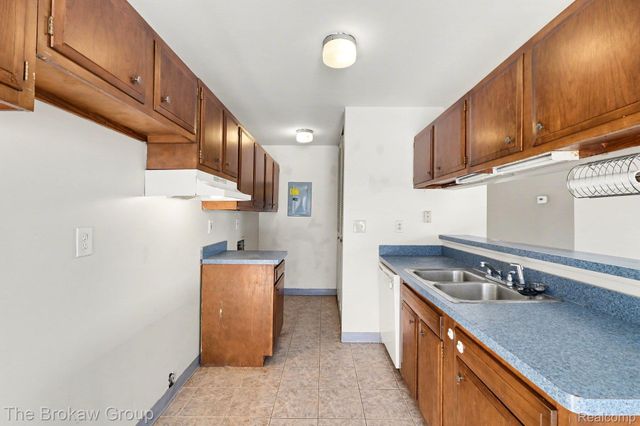 1472 Hunters Ridge Court, Davison Township, MI 48423