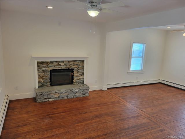 40 Belford Avenue, Bay Shore, NY 11706