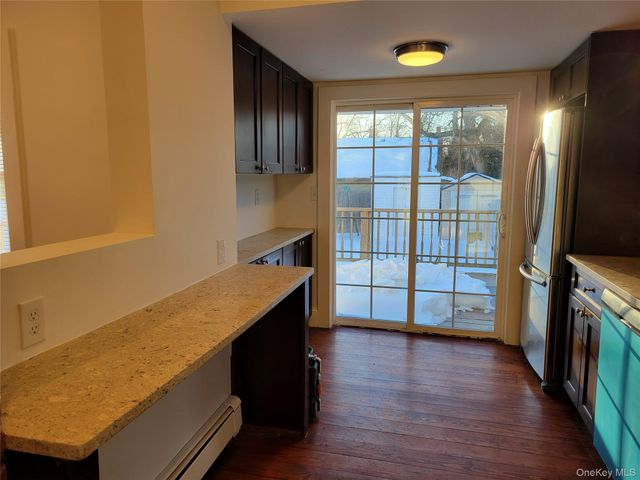 40 Belford Avenue, Bay Shore, NY 11706