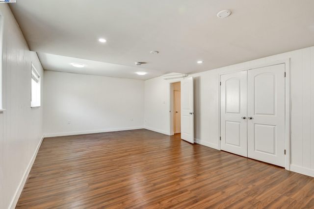 1316 Bowdoin St, San Francisco, CA 94134