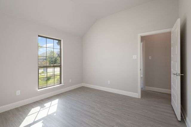 605 Candace Drive, Desoto, TX 75115