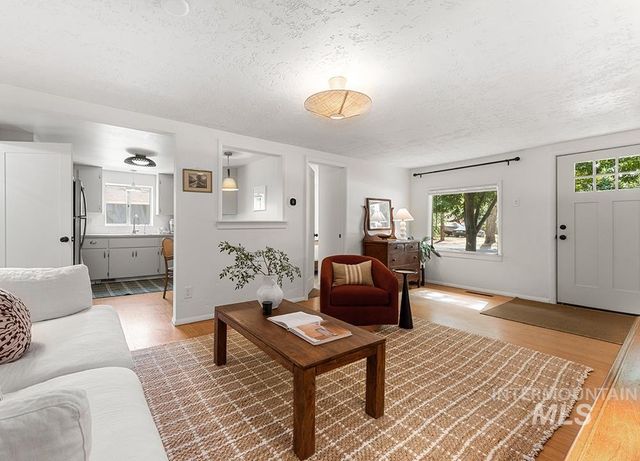 1912 W Dora St, Boise, ID 83702