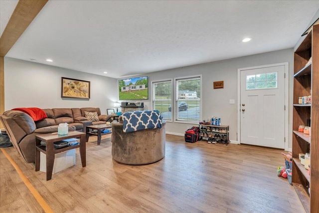 12328 Hardy RD, Hardy, VA 24101