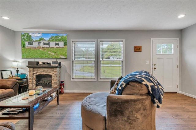 12328 Hardy RD, Hardy, VA 24101
