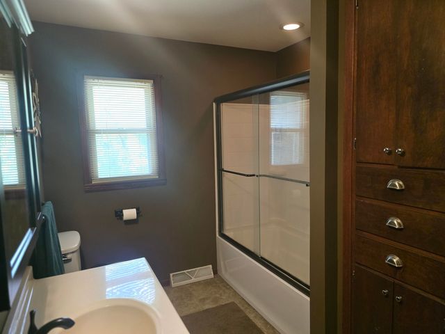 5540 N Porter, Wichita, KS 67204