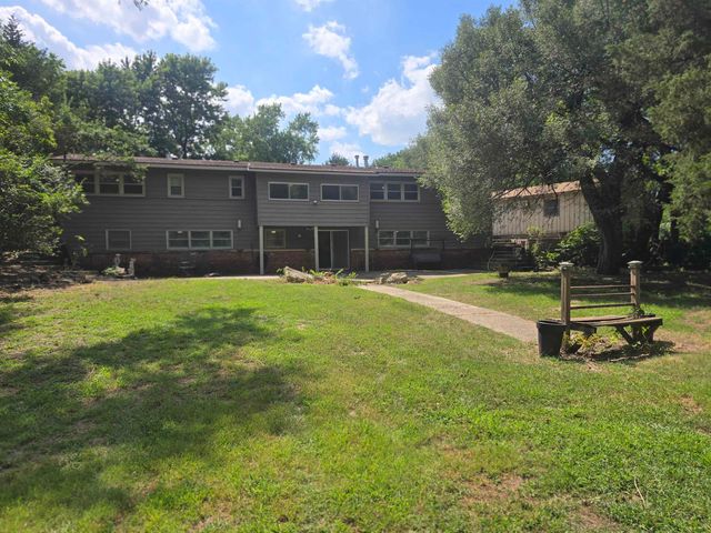 5540 N Porter, Wichita, KS 67204