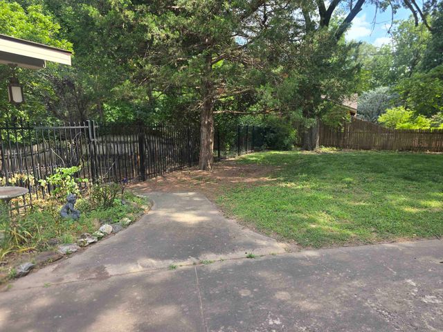 5540 N Porter, Wichita, KS 67204