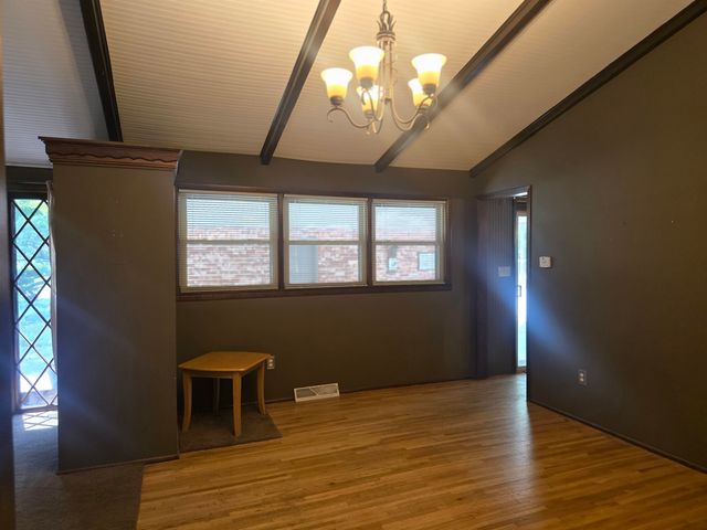 5540 N Porter, Wichita, KS 67204
