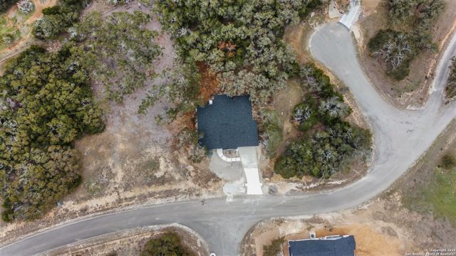 111 S Jesse Stiff, Blanco, TX 78606