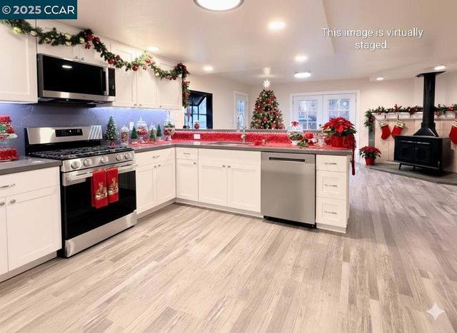 1716 Estudillo St, Martinez, CA 94553