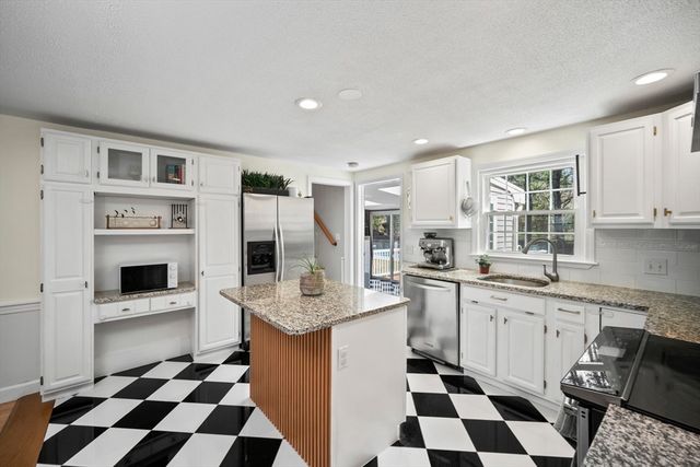 138 Fairbank Road, Sudbury, MA 01776