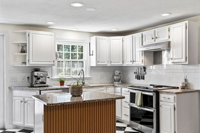 138 Fairbank Road, Sudbury, MA 01776