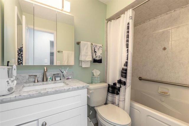 1968 RED CEDAR CIRCLE, South Daytona, FL 32119