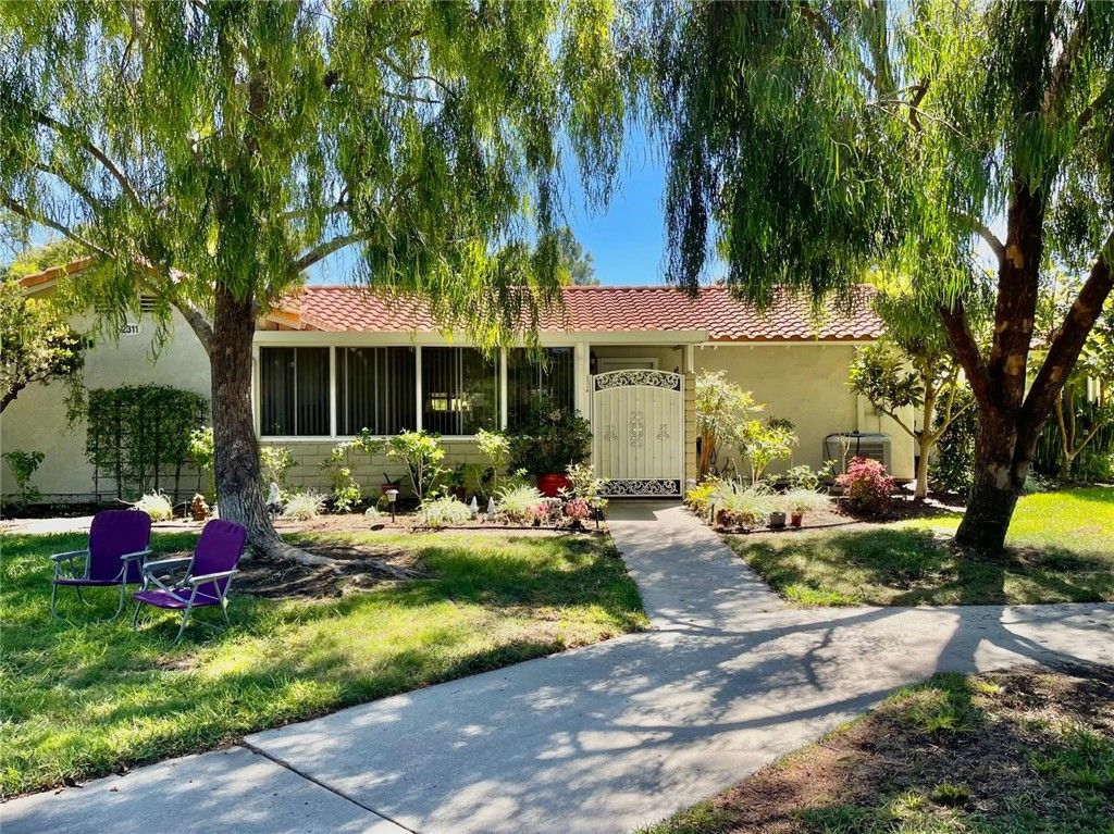 2311 Via Puerta B, Laguna Woods, CA 92637 — exterior