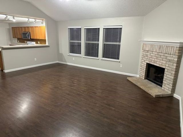 9328 Goldenview Drive, Fort Worth, TX 76244