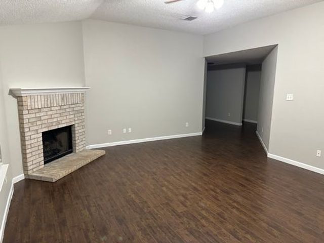 9328 Goldenview Drive, Fort Worth, TX 76244