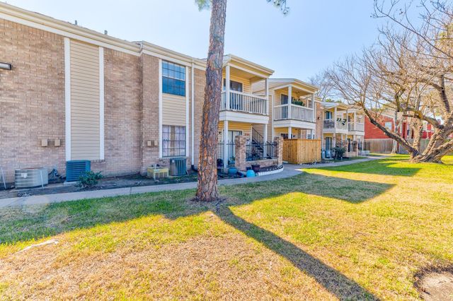 2750 Holly Hall Street 115, Houston, TX 77054