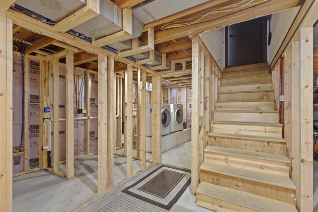 1729 N BLOSSOM DRIVE, Appleton, WI 54914